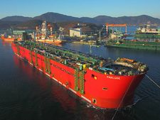 ஷெல் ஆயில் நிறுவனத்துக்காக தயாராகும் உலகின் மிகப்பெரிய கப்பல்