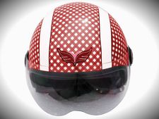 பெண்கள், சிறுவருக்கான பிரத்யேக ஹெல்மெட்டுகள்: யமஹா அறிமுகம்