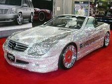 3 லட்சம் வைரக்கற்கள் பதிக்கப்பட்ட பென்ஸ் கார்: சவூதி இளவரசர் விளக்கம்!