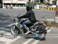 பஜாஜ் 200எஸ்எஸ் பைக்கின் ஸ்டன்ட் வீடியோ!