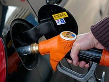 டீசல் கார்களை ஒழித்துக் கட்ட பிரான்ஸ் அரசு திட்டம்!