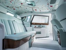 ரோல்ஸ்ராய்ஸ் கஸ்டமைஸ் வல்லமையின் உச்சம்.. மெய்மறந்து போவது நிச்சயம்!