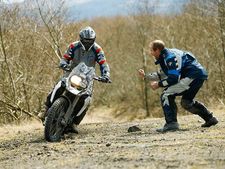 டூ வீலர் கற்றுக் கொள்ளும்போது மனதில் வைக்க வேண்டிய விஷயங்கள்!!