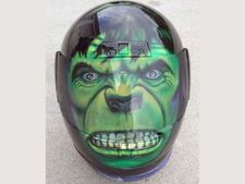 வித்தியாசம், விசித்திரம்... வகைவகையான ஹெல்மெட்டுகள்!!