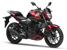 யமஹா எம்டி 03 மாடல்... சமீபத்தில் வந்த ஆர்3 பைக்கின் நேக்டு ஸ்டைல் மாடல்!