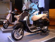 செப்.1ல் புதிய ஸ்கூட்டர்களை இந்தியாவில் அறிமுகப்படுத்தும் வெஸ்பா!