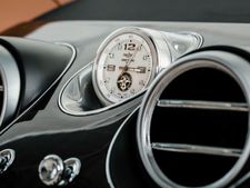 பென்ட்லீ பென்டைகா எஸ்யூவிக்கான கடிகாரத்தின் விலை 'ஜஸ்ட்' ரூ.1.50 கோடி...!!!