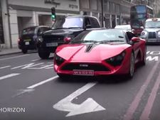 லண்டன் சாலைகளில் கலக்கலாக வலம் வந்த 'மேட் இன் இந்தியா' டிசி அவந்தி கார்!