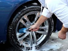 10 கார் கிளீனிங் ரகசியங்கள் என்ன என்று உங்களுக்கு தெரியுமா?