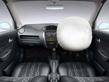 ஆல்ட்டோ காரின் அனைத்து வேரியண்ட்டுகளிலும் ஏர்பேக் வசதி!