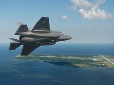 போர் விமானத்தை இயக்குவதற்கு எவ்வாறு பயிற்சி கொடுக்கப்படுகிறது தெரியுமா?