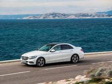 மெர்சிடிஸ் பென்ஸ் சி 250 டி சொகுசு செடான், இந்தியாவில் விற்பனைக்கு அறிமுகம்