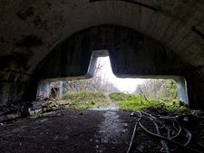 அணுகுண்டுகளுக்கும் அஞ்சாத ஸெல்ஜாவா பாதாள விமானப் படை தளம்!