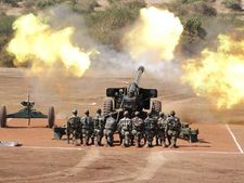 ராணுவத்திற்கு செலவிடுவதில் உலகின் டாப் 10 நாடுகள்... இந்தியாவை வாயடைக்க வைத்த சீனா!