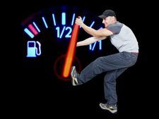 காரில் அதிக மைலேஜ் பெறுவதற்கான எளிய வழிமுறைகள்!