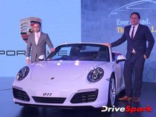 2016 போர்ஷே 911 ஸ்போர்ட்ஸ் கார் இந்தியாவில் விற்பனைக்கு அறிமுகம் செய்யபட்டது