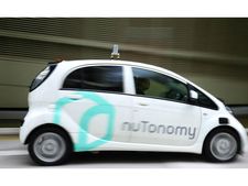 உலகின் முதல் தானியங்கி வாடகை கார் சிங்கப்பூரில் அறிமுகம்...!!