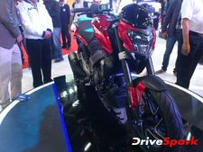 க்ரேடோஸ் பிராண்டின் கீழ் பஜாஜ் ஆட்டோவின் விஎஸ்400 பைக் அறிமுகமாகும்