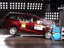 கிராஷ் டெஸ்ட்டில் 3 நட்சத்திர தர மதிப்பீடு பெற்ற ஹோண்டா மொபிலியோ கார்!