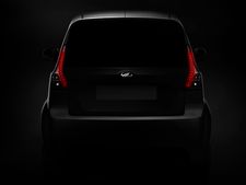 மஹிந்திரா இ2ஓ பிளஸ் எலக்ட்ரிக் காரின் டீஸர் படம் வெளியீடு