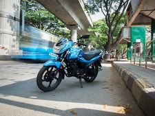 1 லட்சம் விக்டர் மோட்டார்சைக்கிள்களை விற்பனை செய்து டிவிஎஸ் மோட்டார்ஸ் சாதனை