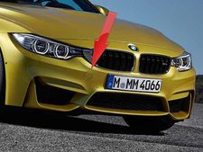 கார் பம்பரில் மூடியுடன் இருக்கும் இந்த துளை எதற்கு தெரியுமா?