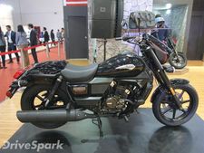 அமெரிக்காவின் யுஎம் மோட்டார்சைக்கிள் நிறுவனத்தின் புதிய ஷோரூம் பாண்டிச்சேரியில் திறப்பு