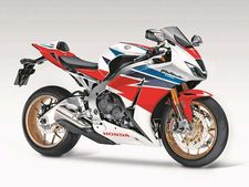 எக்ஸ்க்ளூசிவ்: 2018 ஹோண்டா சிபிஆர் 1000ஆர்ஆர் மற்றும் கோல்டுவிங் வருகை விபரம்!