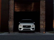 ஜிஎஸ்டி வரி வதிப்பில் புதிய மாற்றம்: எஸ்.யூ.வி & ஆடம்பர கார்களின் விலை உயருகிறது..!!