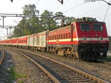 மும்பை- டெல்லி இடையே மிக அதிவேக ராஜ்தானி எக்ஸ்பிரஸ் ரயில் அறிமுகமாகிறது!