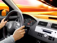 இந்த 6 விதிமீறல்களில் ஈடுபட்டால் மட்டுமே ஒரிஜினல் லைசென்ஸ் கேட்பார்களாம்!