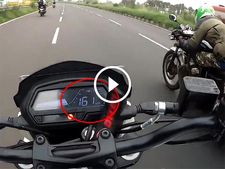 ராயல் என்ஃபீல்டு 750சிசி பைக்கை முந்த முயற்சித்த பஜாஜ் டோமினாருக்கு கிடைத்த ரிசல்டு இதுதான்..!!