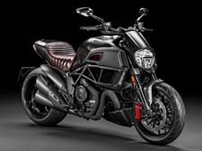 டுகாட்டி டயாவெல் டீசல் பைக்கின் டெலிவிரி இந்தியாவில் துவங்கியது!