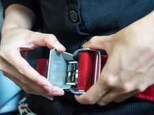 இந்தியர்களிடம் கார் சீட் பெல்டு பயன்படுத்துவதில் போதிய விழிப்புணர்வு இல்லை... ஆய்வு சொல்லும் உண்மை!