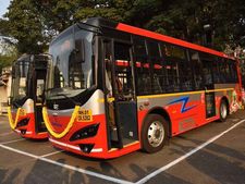 மும்பையில் வேகம் எடுக்கும் மின்சார வாகன பயன்பாடு: 6 மின்சார பேருந்துகள் அறிமுகம்..!!