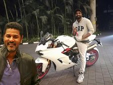 பிரபுதேவா உடன் ஆடிய நடன இயக்குநர் இப்போது டுகாட்டி சூப்பர்ஸ்போர்ட்ஸ் பைக்கின் உரிமையாளர்..!!