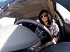 கூலிங் க்ளாஸ் அணிந்து கார் ஓட்டும்போது விபத்து ஏற்பட்டால் கண்கள் பாதிப்பு ஏற்படுமா?