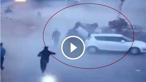 சாலை விபத்துகள் ஏற்பட  5 முக்கிய காரணங்கள் இதுதான்... வீடியோ தொகுப்பில் சமூகநலனை தெரிவித்த போலீசார்