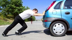 உங்கள் கார் 