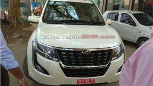 புதிய மஹிந்திரா எக்ஸ்யூவி500 எஸ்யூவியின் விபரங்கள் வெளியானது!!