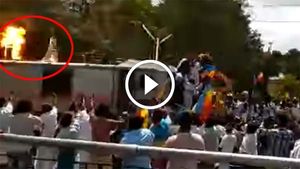 காவிரிக்காக போராடியவர் ரயிலில் ஏறியபோது ஷாக் அடித்தது எப்படி தெரியுமா?