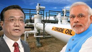 அரபுகளை அடி பணிய வைத்தது இந்தியா... இனி பெட்ரோல் விலை படிப்படியாக குறைய வாய்ப்பு...