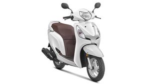 2018 மாடல் ஏவியேட்டர் ஸ்கூட்டர் அறிமுகம்; விலை: ரூ 55,157