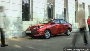 ஒத்த பைசா இல்லாமல் புதிய டெயோட்டா யாரிஸ் காரை வாங்கும் புதிய திட்டம்!!