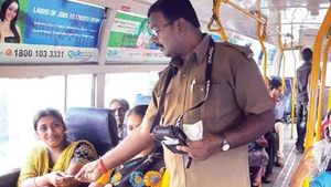 பஸ் ஓட்டும்போது செல்போன்களை சுவிட்ச் ஆப் செய்ய டிரைவர்களுக்கு அதிரடி உத்தரவு.. பயணிகள் நிம்மதி