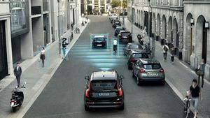 கார் முதல் டிரக் வரை....  வெளிநாடுகளுக்கு இணையான பாதுகாப்பு தொழில்நுட்பங்கள்!!