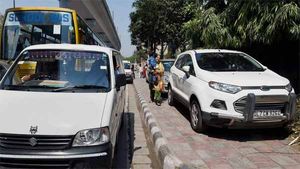 இவர்களை காட்டி கொடுத்தால் பரிசு... போலீசாரின் அதிரடி அறிவிப்புக்கு காரணம் இதுதான்...