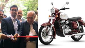 சென்னையில் 3 புதிய ஜாவா மோட்டார்சைக்கிள் ஷோரூம்கள் திறப்பு!