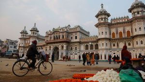 இந்தியாவில் இவர்களுக்கு தனிப்பாதை!!!