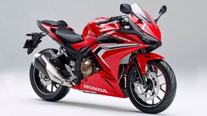 தெறி பேபி... அட்டகாசமான ஸ்டைலில் வருகிறது ஹோண்டா சிபிஆர்400ஆர் - படங்கள்!